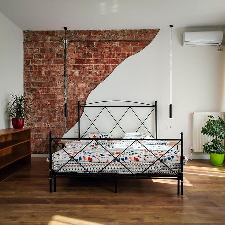Urban Cozy Retreat Daire Priştine Dış mekan fotoğraf