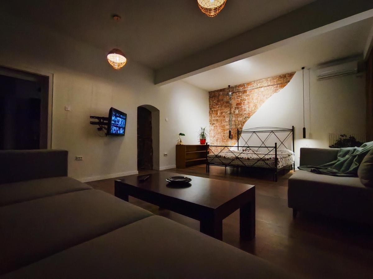 Urban Cozy Retreat Daire Priştine Dış mekan fotoğraf